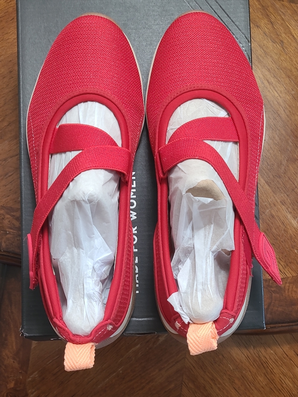 New in box! Ryka Era Womens 7.5 Red Slip On Mary Jane Flat Comfy Sneakers - Picture 5 of 7